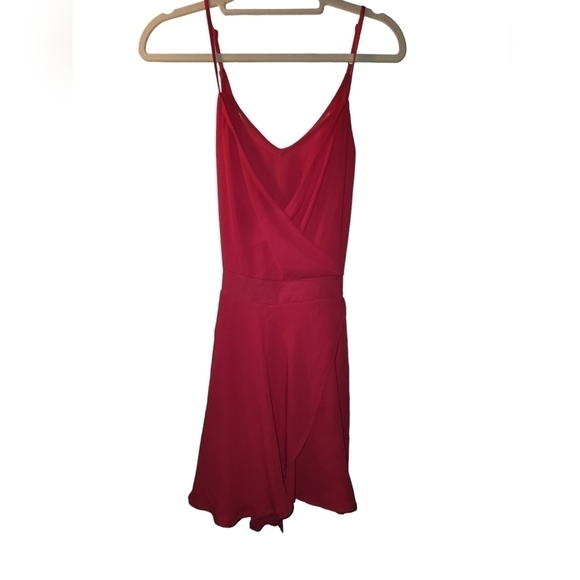 New Express Spaghetti Strap Red Romper Size 8 - Picture 1 of 6